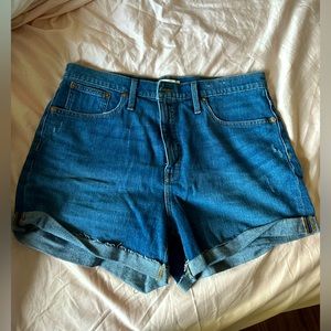 Madewell high rise denim shorts size 32
